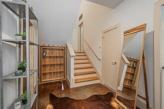 3911 Gilbert Ave in Dallas, TX - Building Photo - Building Photo