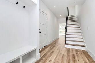 213 Keswick Ave in Charlotte, NC - Building Photo - Building Photo