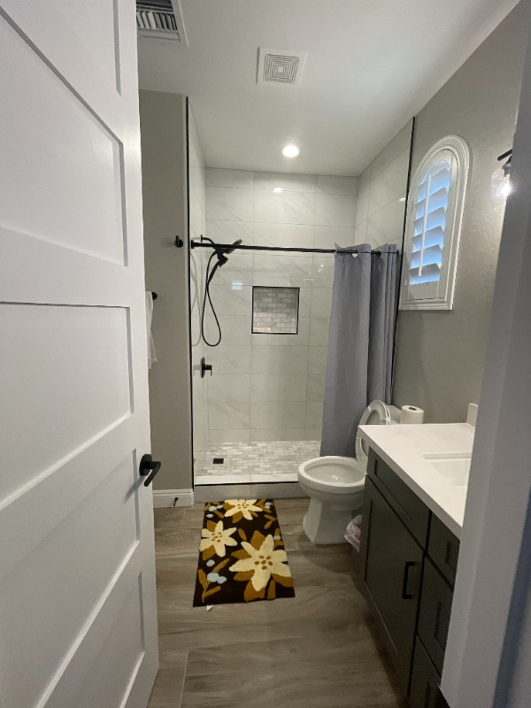 property at 2720 E Wildhorse Pl