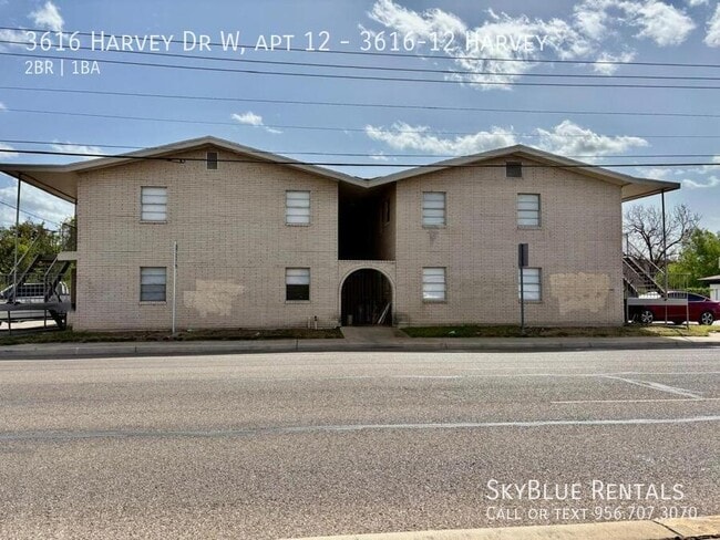 3616 Harvey Dr W in McAllen, TX - Foto de edificio - Building Photo