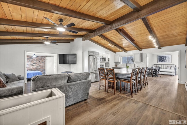 property at 3430 Gwynelle Ct