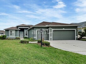 767 Planters Manor Way in Bradenton, FL - Building Photo