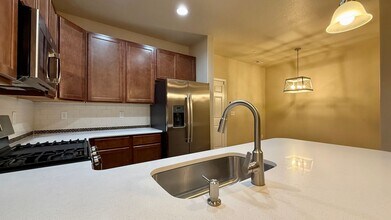 2576 Shannara Grove in Colorado Springs, CO - Building Photo - Building Photo