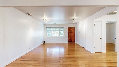 1442 3rd St in Calistoga, CA - Building Photo - Building Photo