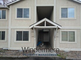 1910 J St in Walla Walla, WA - Building Photo