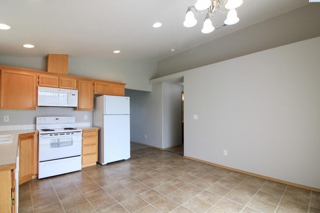 4510 Muris Ln in Pasco, WA - Building Photo - Building Photo