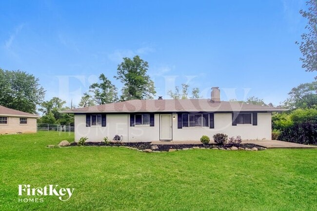 property at 3342 Busy Bee Ln