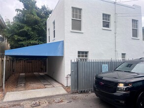 1034 Euclid Ave in Miami Beach, FL - Building Photo - Building Photo