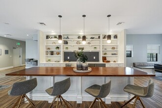 Riverhouse at 11th Apartments in Miami, FL - Building Photo - Interior Photo