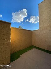 10601 Cuatro Vistas Dr in El Paso, TX - Building Photo - Building Photo