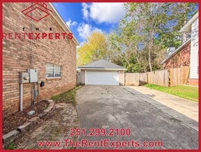 7210 Ashmoor Dr N in Mobile, AL - Building Photo - Building Photo