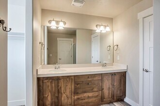 1727 Aspen Loop in Provo, UT - Building Photo - Building Photo