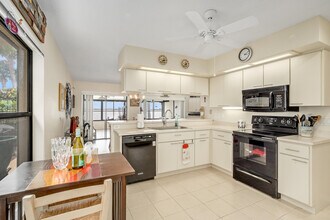 3120 River Villa Way in Melbourne Beach, FL - Building Photo - Building Photo
