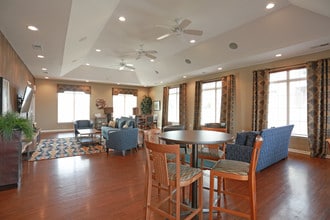 Ashley Estates in Loveland, CO - Foto de edificio - Interior Photo