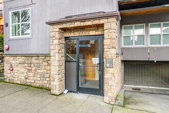 Pettygrove Place in Portland, OR - Foto de edificio - Building Photo