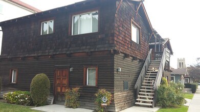 383 E Del Mar Blvd in Pasadena, CA - Foto de edificio - Building Photo