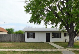 610 W 7th St in Del Rio, TX - Building Photo - Building Photo