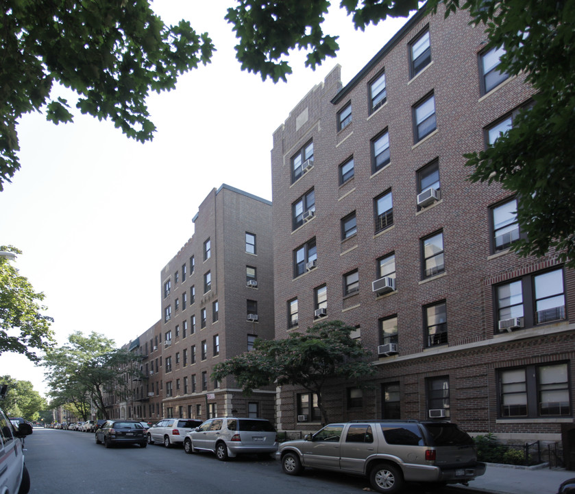 Princess Mary in Astoria, NY - Building Photo