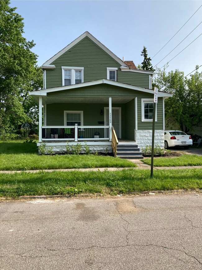 property at 13509 Marston Ave