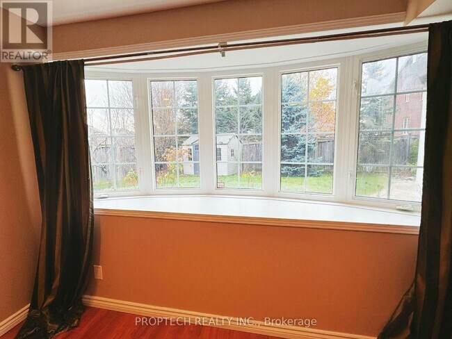 177 Vanda Dr in Vaughan, ON - Building Photo - Building Photo