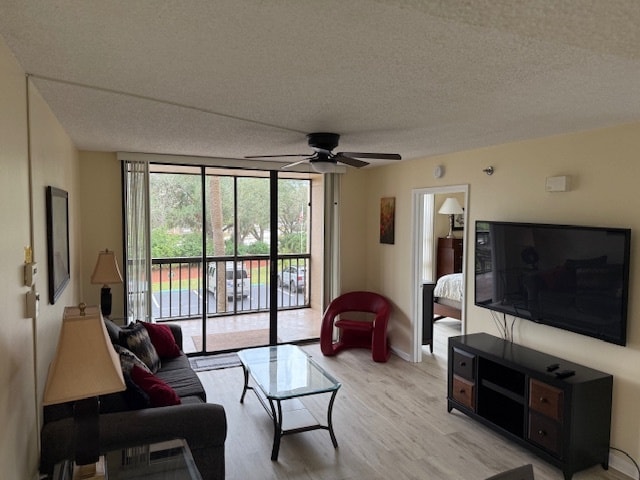 21405 Olean Blvd, Unit 205 in Port Charlotte, FL - Building Photo - Building Photo