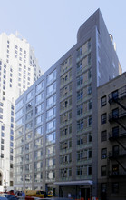 325 Park Ave S in New York, NY - Building Photo - Building Photo