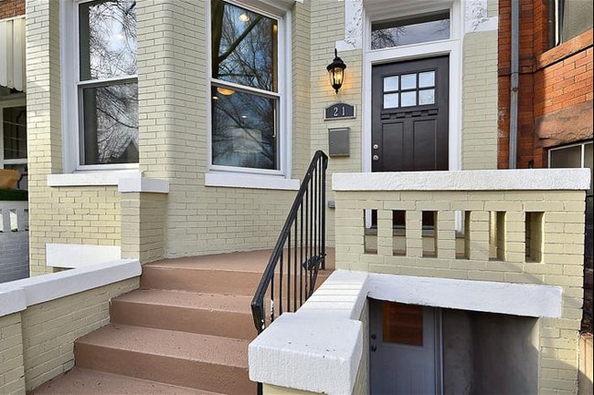 21 Rhode Island Ave NW in Washington, DC - Building Photo - Building Photo