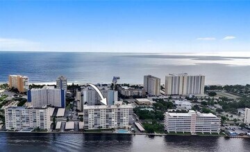 299 N Riverside Dr in Pompano Beach, FL - Building Photo - Building Photo