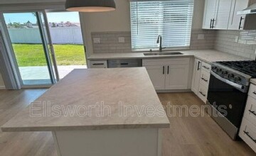 721 Martos Pl in Chula Vista, CA - Building Photo - Building Photo