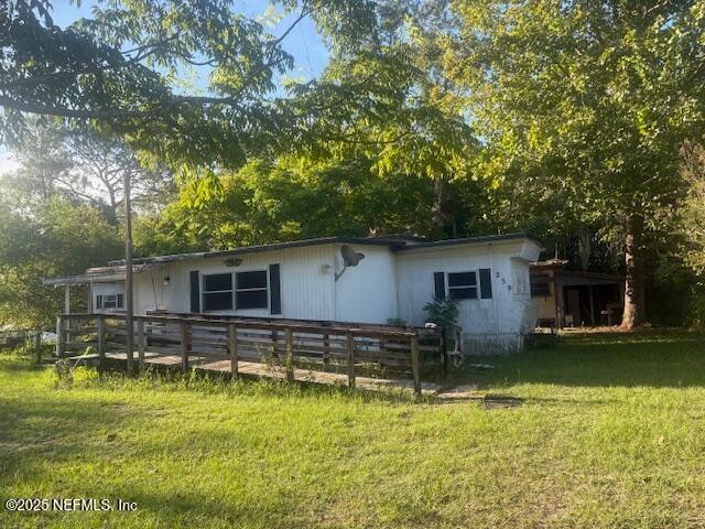 259 Lakeview Ct in Interlachen, FL - Building Photo