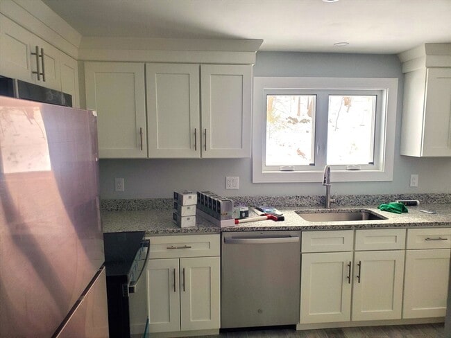 41 Easy St in Sudbury, MA - Building Photo - Building Photo