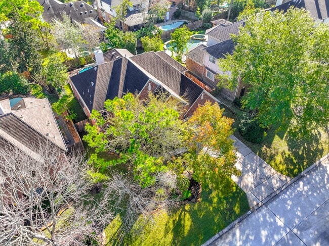 63 W Artist Grove Pl in Spring, TX - Building Photo - Building Photo