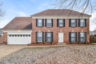 4950 Barrington Cove in Memphis, TN - Building Photo