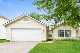 5136 Hodson Pl in Indianapolis, IN - Building Photo