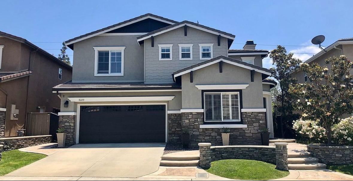 8220 E Brookdale Ln in Anaheim, CA - Building Photo