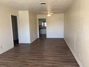 1801 Alamo Ave in Killeen, TX - Foto de edificio - Building Photo