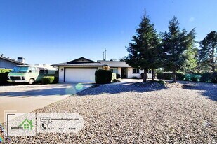 20231 Margarita Ct E in Redding, CA - Building Photo