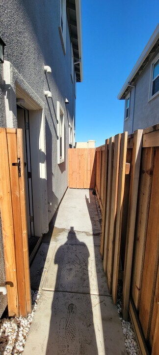 3115 Delano Dr. in Pittsburg, CA - Building Photo