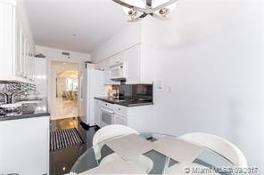3598 Yacht Club Dr-Unit -202 in Aventura, FL - Building Photo - Building Photo