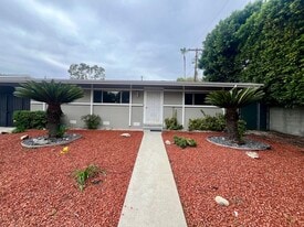 5811 Agnes Ave in Valley Village, CA - Building Photo