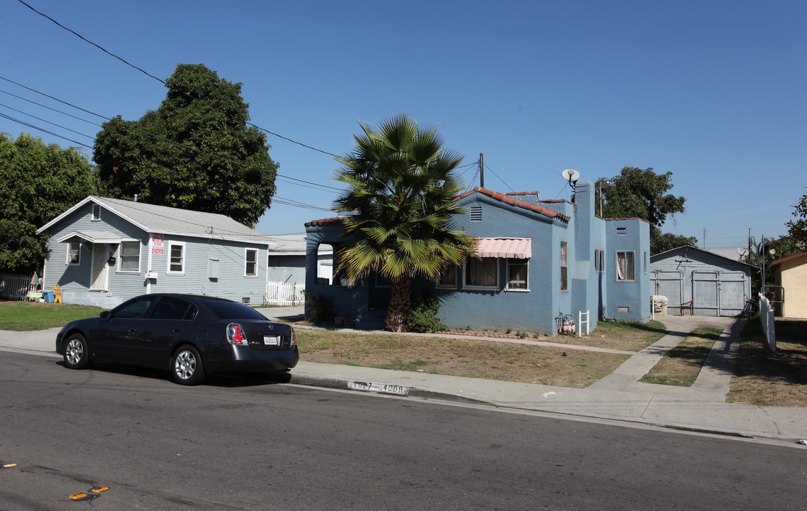 4003-4009 Live Oak St in Bell, CA - Foto de edificio