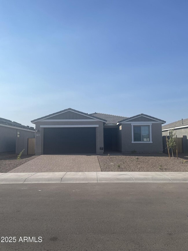 property at 7700 W Saddlehorn Rd