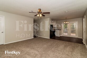 3173 Ridgecrest Dr in Powder Springs, GA - Building Photo - Building Photo