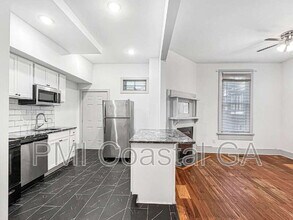 310 W 42nd St in Savannah, GA - Building Photo - Building Photo