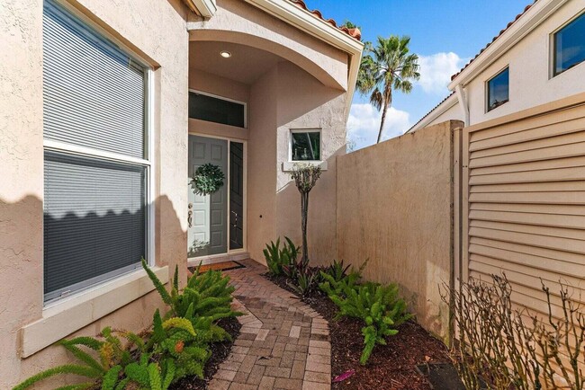 155 Sunset Bay Dr in Palm Beach Gardens, FL - Building Photo - Building Photo