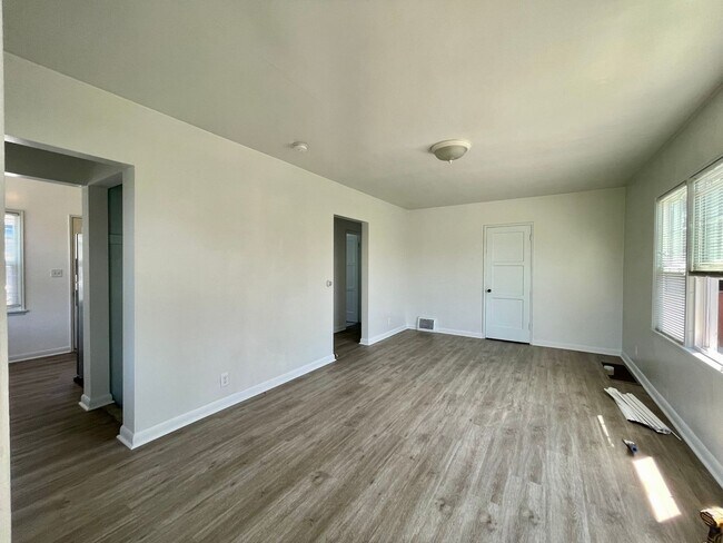5834 6th Ave NW in Seattle, WA - Building Photo - Building Photo