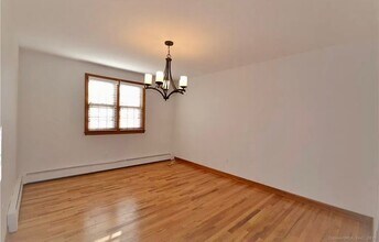 432 Wiklund Ave in Stratford, CT - Building Photo - Building Photo