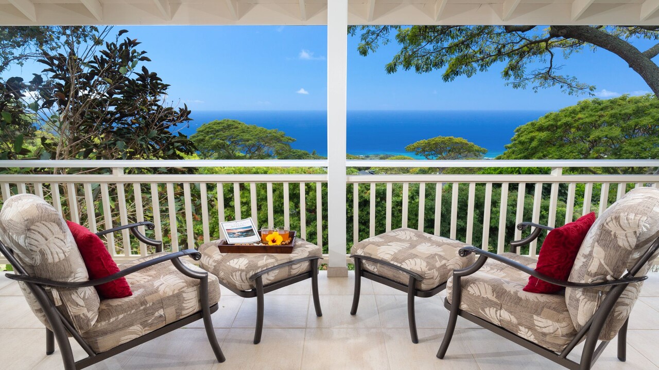 77-137-137 Kalaniuka St in Holualoa, HI - Building Photo