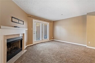 1315 Meadowbrook Dr in Canonsburg, PA - Building Photo - Building Photo