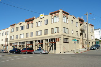 Glen Park Apartments in Oakland, CA - Building Photo - Building Photo